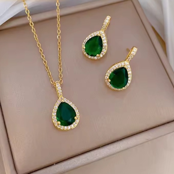 Stainless Steel Green Water Droplet Zircon Pendant Necklace Earrings Set - Picture 1 of 10